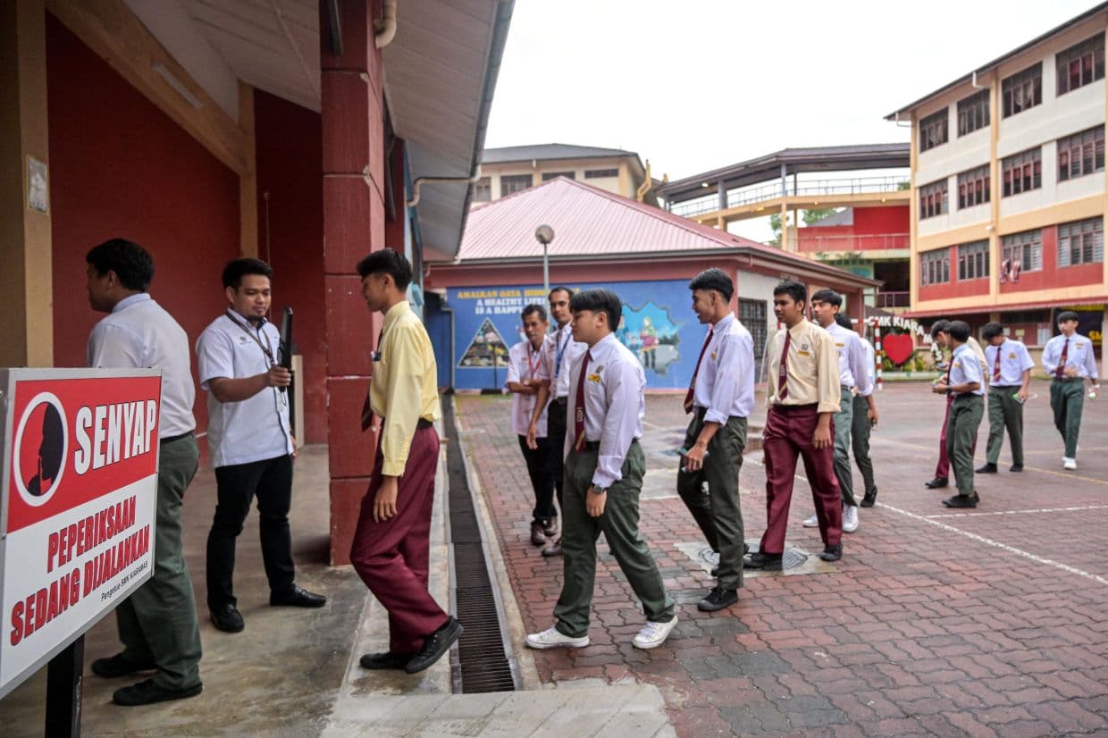 Tighter security at all SPM exam centres in Johor