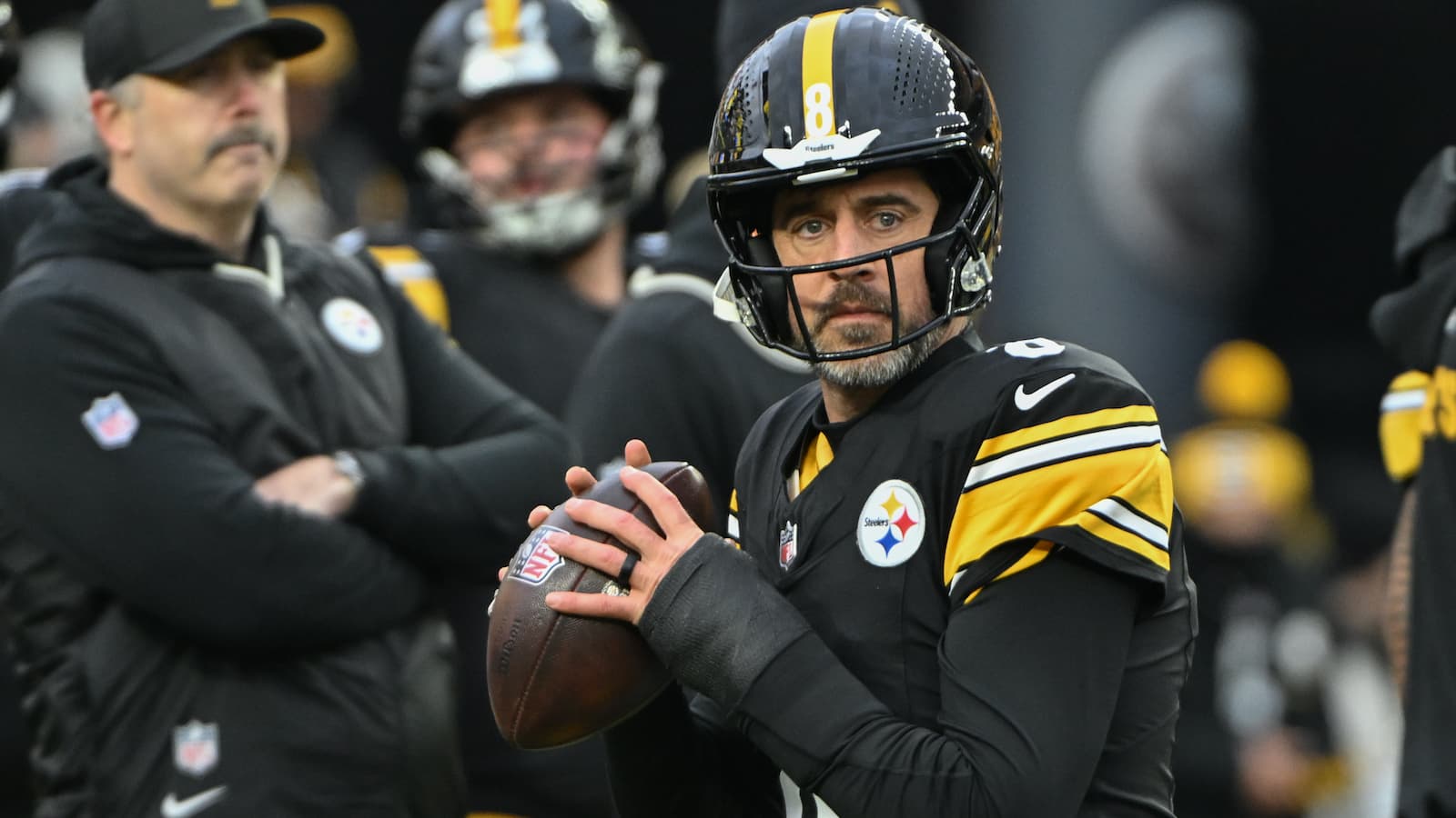 ‘That Stage Of The Season, Like Clockwork’: Aaron Rodgers Opens Old Bag Of Tricks, Throws Teammates Under The Bus