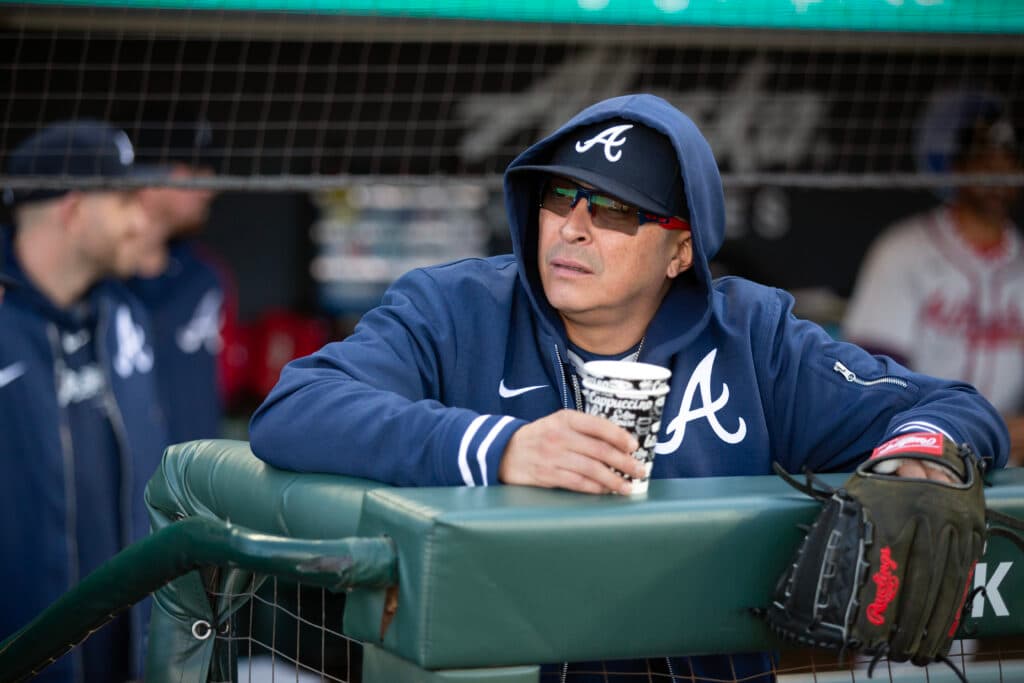 Giants To Hire Jesse Chavez As Bullpen Coach