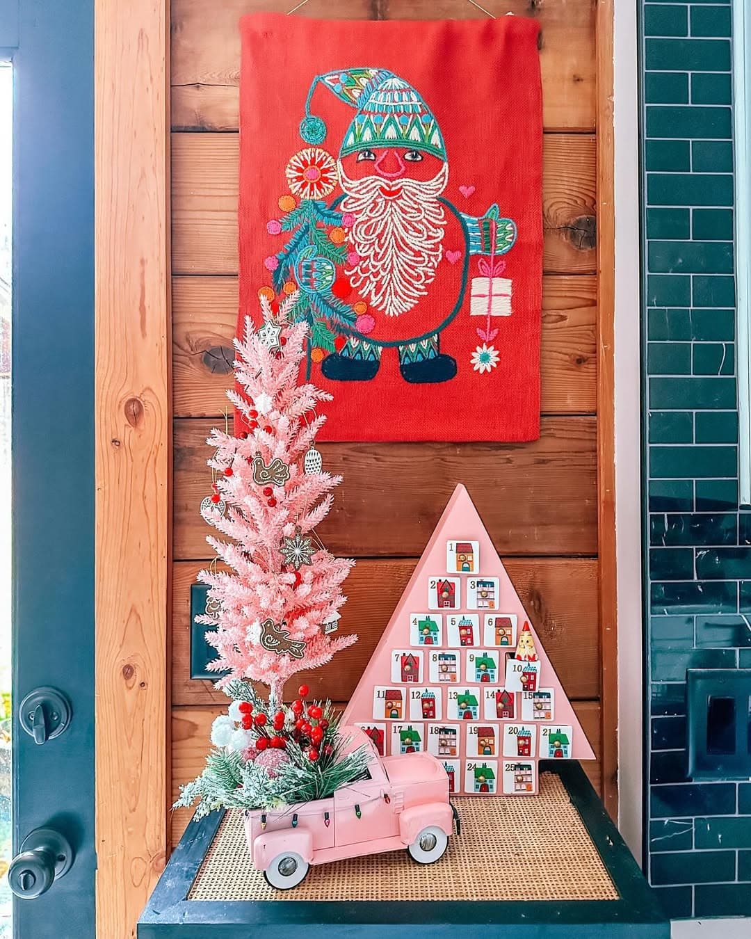 28 Scandinavian Christmas Decor Ideas That Bring Cozy Nordic Magic to Your Home
