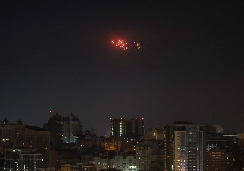 November 25, 2025 – PBS News Hour full episode