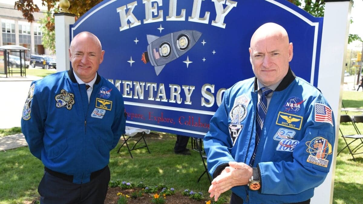 Pentagon Investigating Former Astronaut Mark Kelly Over ‘Illegal Orders’ Video