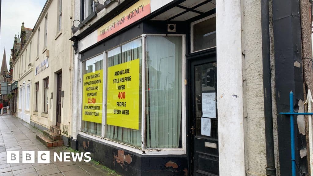 Food bank site closed over 'significant' hygiene breaches