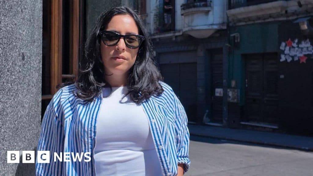 Why more young US women appear ready to move abroad