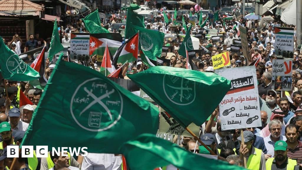 Trump moves to designate some Muslim Brotherhood chapters as terrorist groups