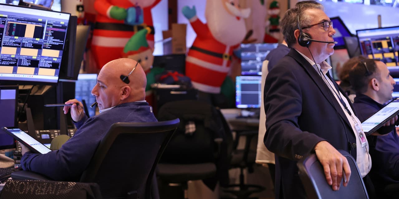 Investors Head Into December After a Volatile Month for Stocks