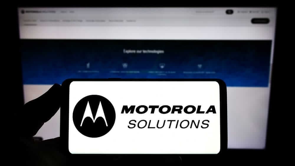 Is Motorola Solutions Stock Underperforming the S&P 500?