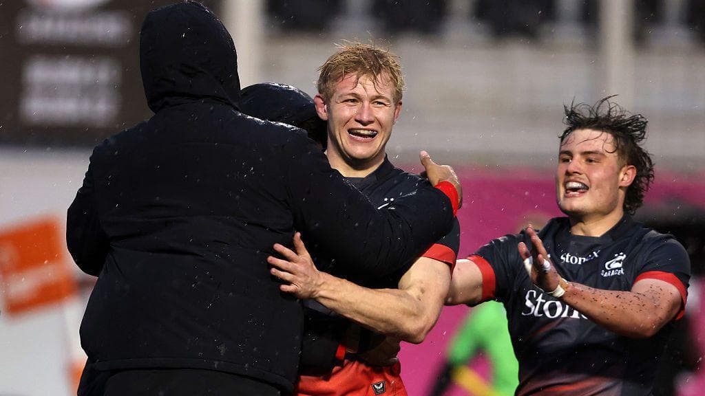 Saracens demolish Newcastle to claim play-off berth