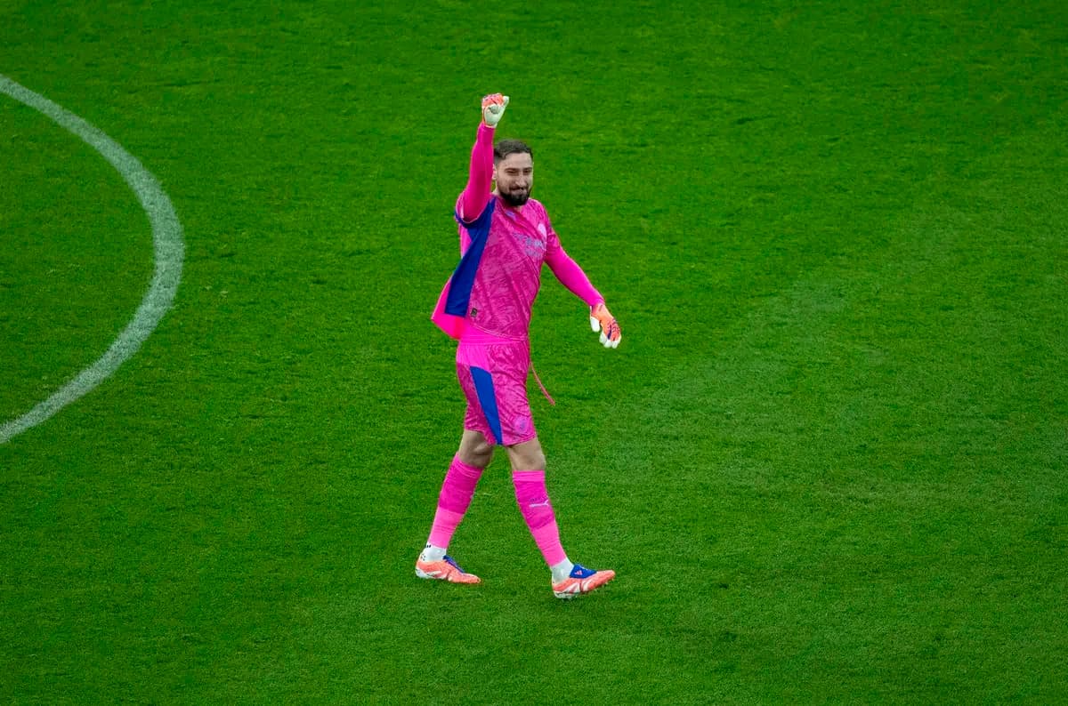 Two Manchester City stars at huge risk of Premier League suspension