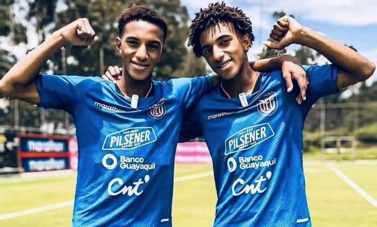  Bombshell in South America: Arsenal sign Ecuadorian twin brothers