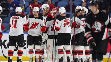 Jake Allen makes 42 saves, Devils rout Sabres for third consecutive win