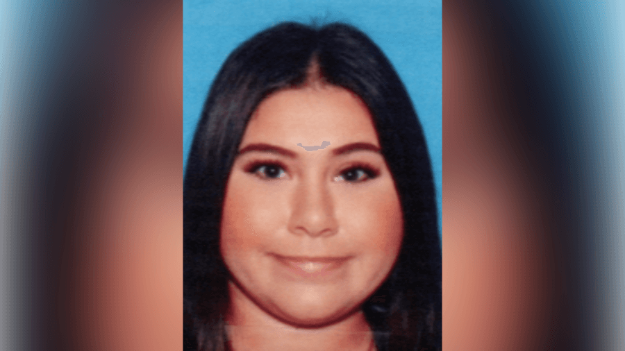 Forest school volunteer accused of sending nude photos to student