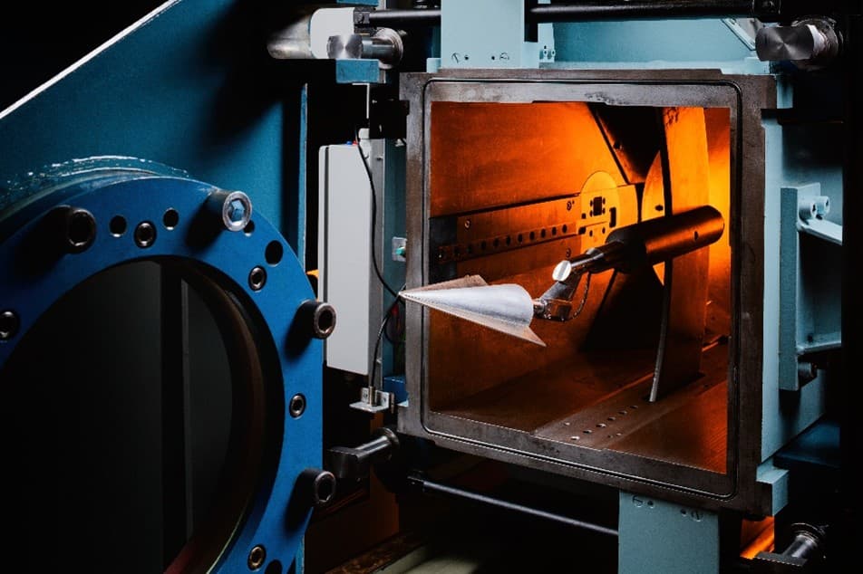 From Wind Tunnels to Space: Vacuum for Aerospace Research