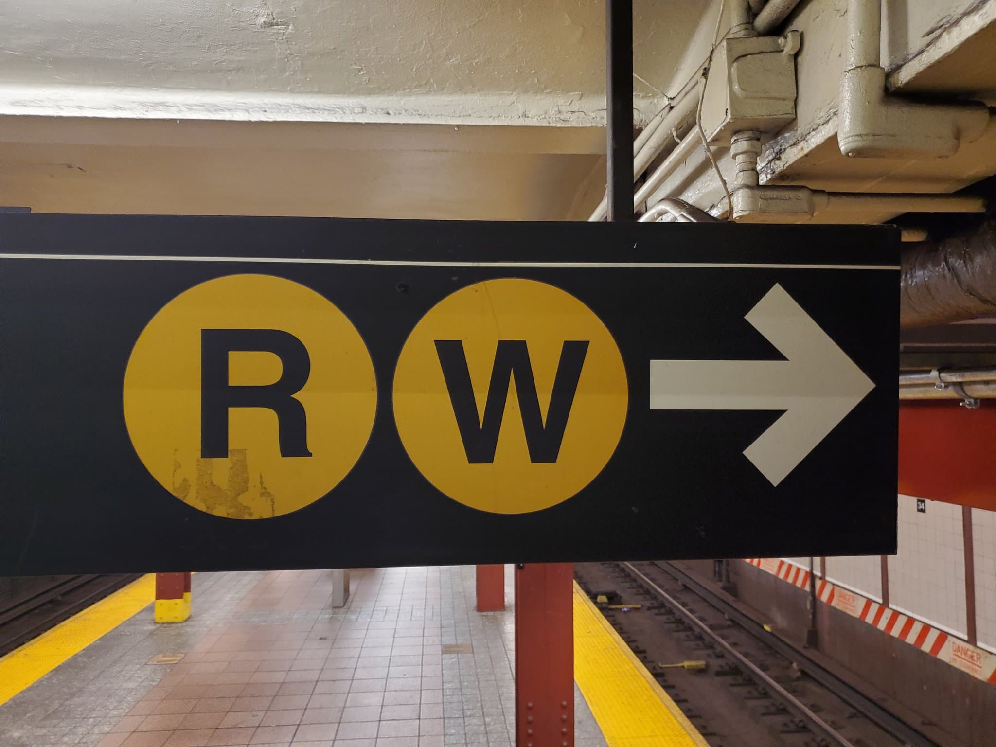 Weekend reads: Springer Nature retracts papers using ‘bonkers’ dataset; preprint server welcomes AI authors; ethics editors’ COI disclosures ‘insufficient’