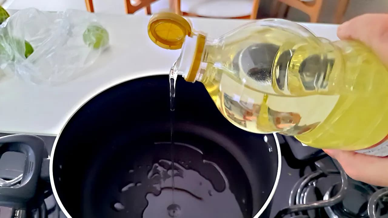 America's most popular cooking oil may be linked to obesity, new study finds