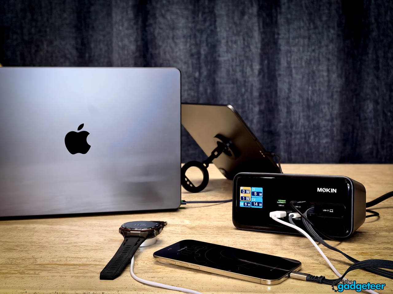 MOKiN Core GC1005 8-in-1 Charging Station Review