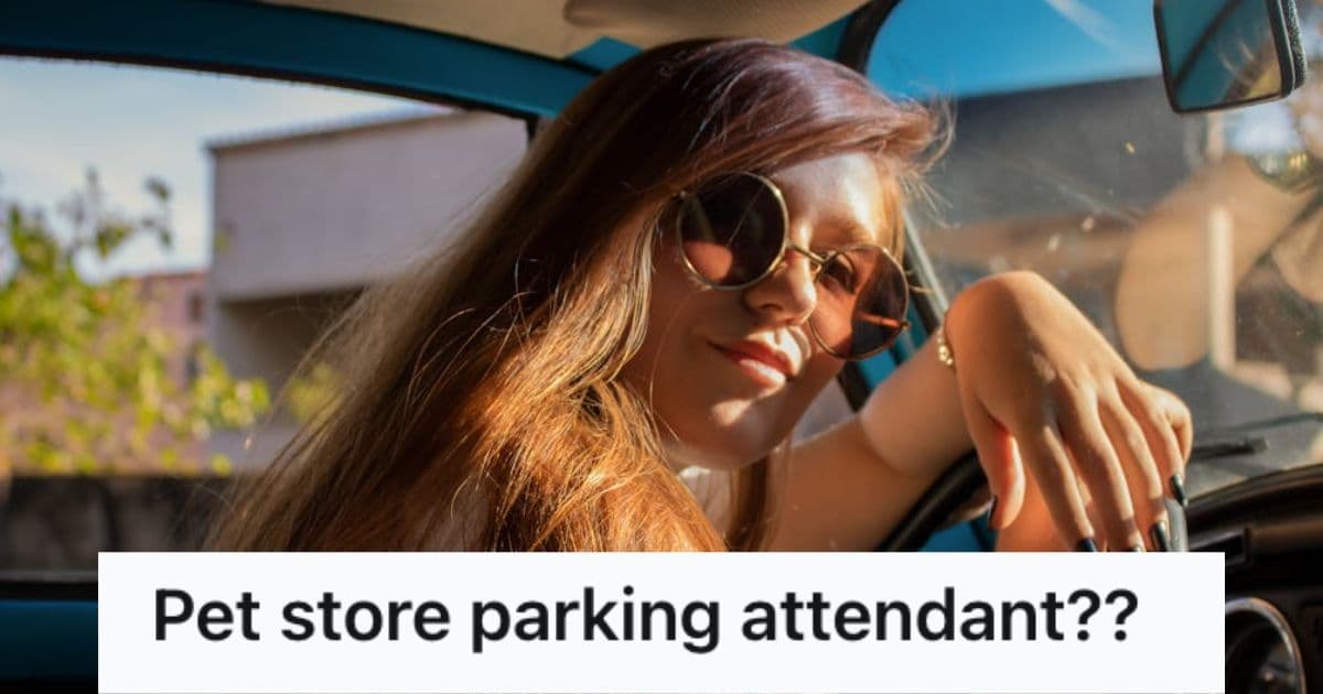 Customer Wearing A Yellow Hufflepuff Shirt Walked Into A Pet Store, But A Rude Lady Suddenly Screamed At Him And Mistook Him For A Parking Attendant