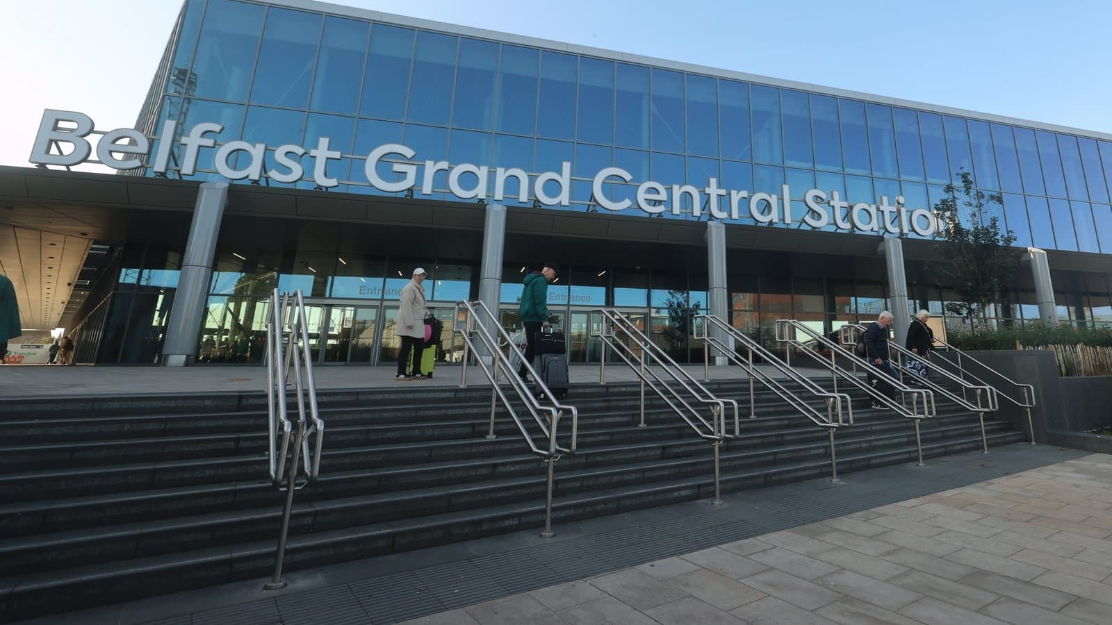 Man accused of trying to smuggle group from Ireland to UK