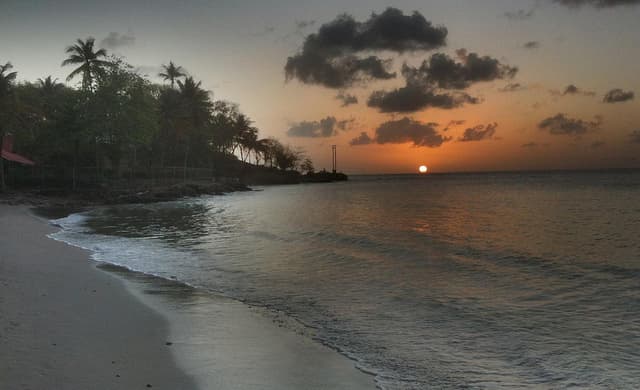 jetBlue: Washington D.C. – St. Lucia. $241 (Basic Economy) / $267 (Regular Economy). Roundtrip, including all Taxes