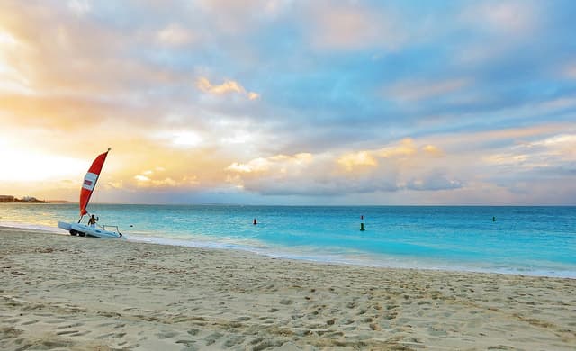 American: Los Angeles – Providenciales, Turks and Caicos. $358 (Basic Economy) / $402 (Regular Economy). Roundtrip, including all Taxes