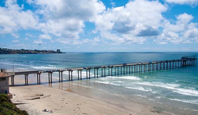 United: Chicago – San Diego (and vice versa). $155 (Basic Economy) / $245 (Regular Economy). Roundtrip, including all Taxes