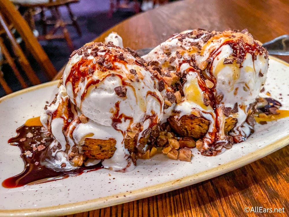 REVIEW: There’s a Reason This Magic Kingdom Restaurant Is One of Our Favorites