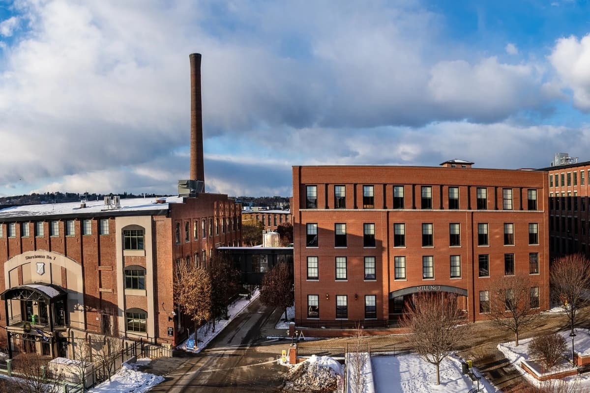 Lewiston mill eyed for $300M AI data center