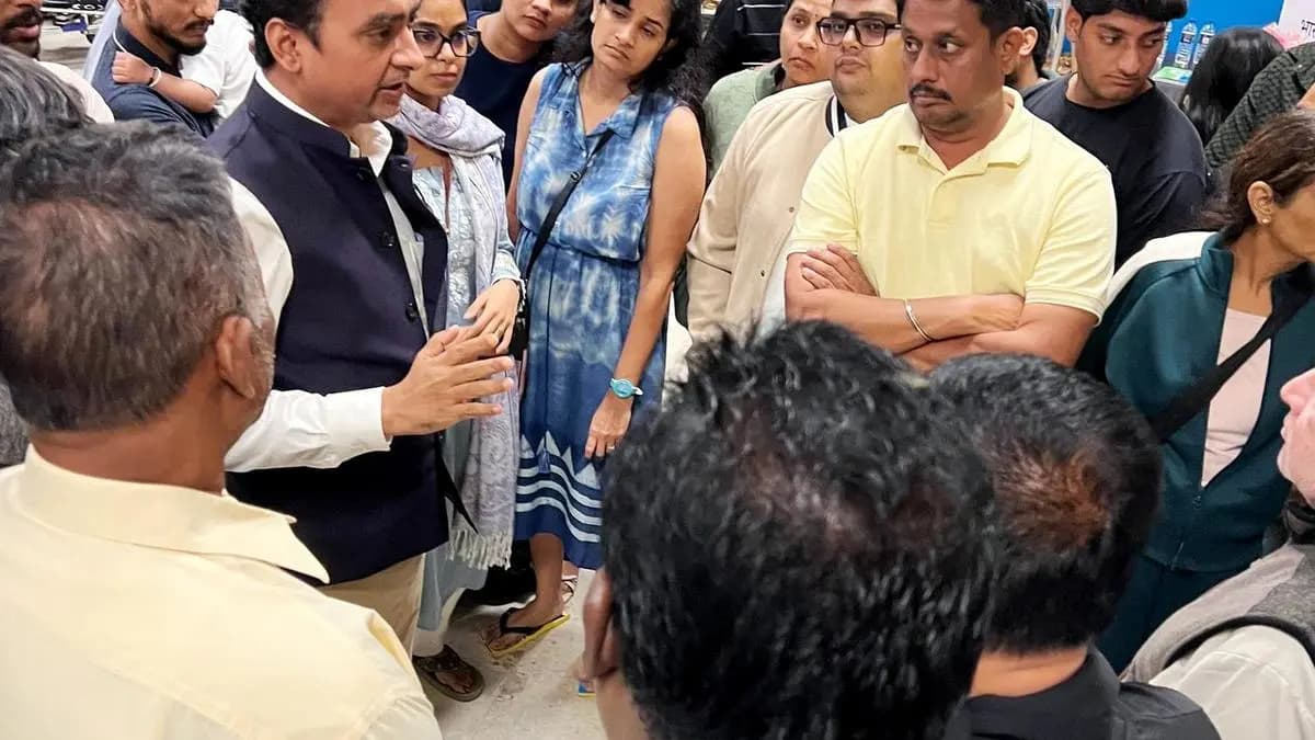 Kerala CM writes to Jaishankar offering support for Indians stranded at Colombo airport