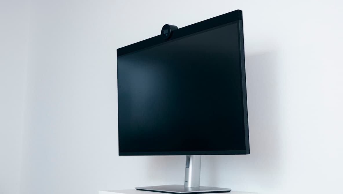 Dell UltraSharp U3224KB Review: A 6K Powerhouse for Creators