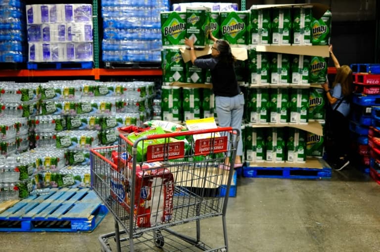 Is Trump Failing? Analysis Shows US Households 'Drowning In Debt'