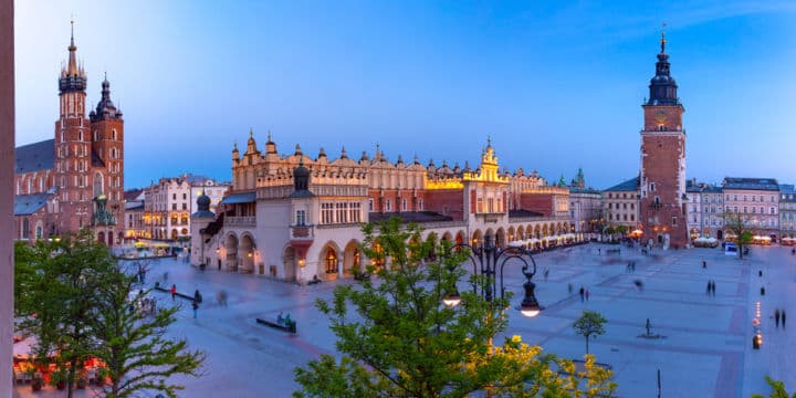 2-night Krakow break with ✈️
