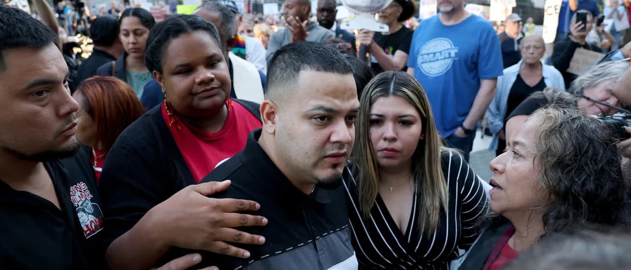 ‘Maryland Man’ Democrats Rushed To Defend Called Human Smugglers At Least 500 Times, Docs Allege