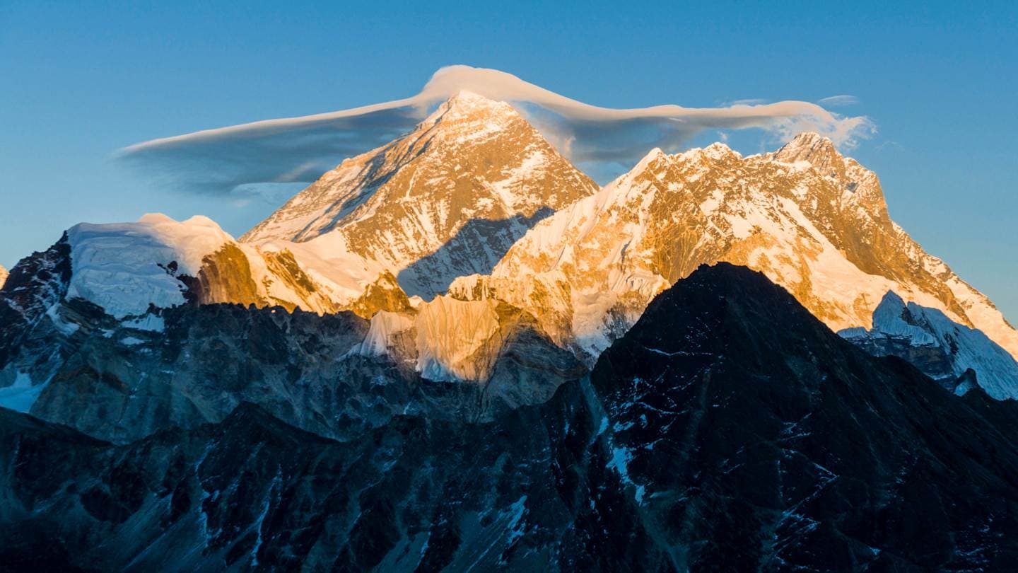5 Misconceptions About Mount Everest, Debunked