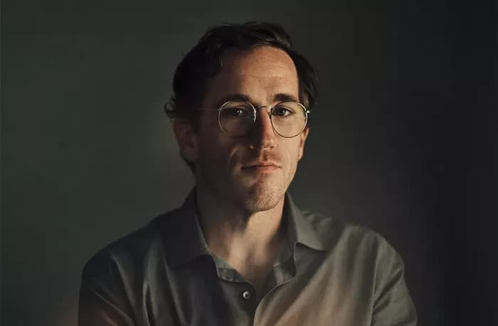 Stranger Suggests: Selfie Paradise, Taiyaki Stuffed With Tater Tots, and a Soft-Spoken Troubadour's Homecoming Show