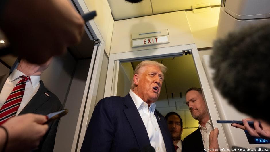 White House launches tracker to call out 'media offenders'