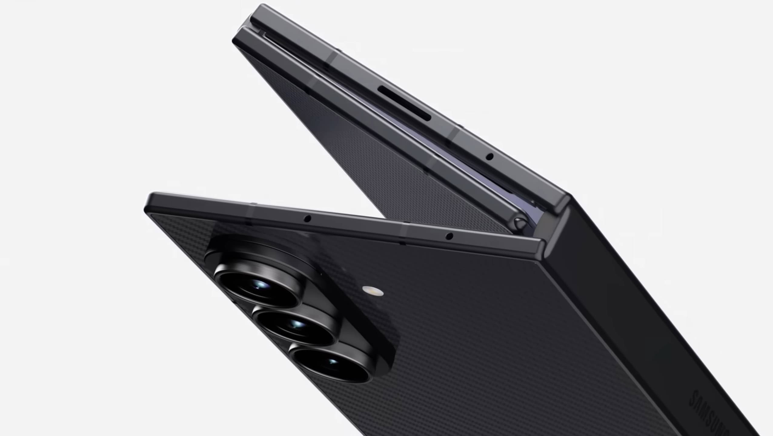 The Galaxy Z TriFold's neat monitor trick is perfect for multitaskers