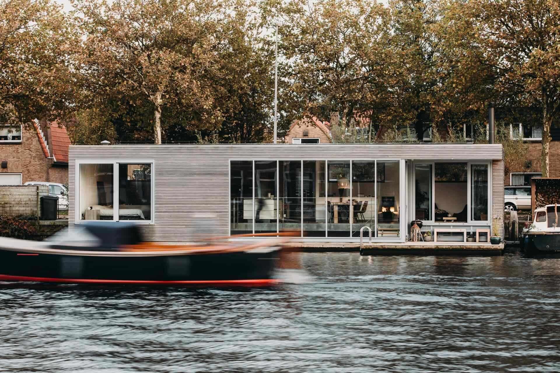 The Floating Villa Bringing Modern Calm to a Historic Dutch River