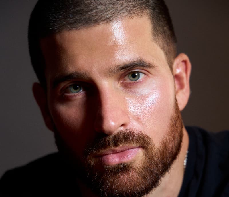 Tyler Scherer talks about starring in vertical dramas and the digital age