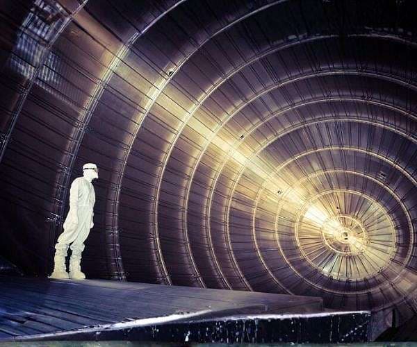 KATRIN experiment rules out favored light sterile neutrino region