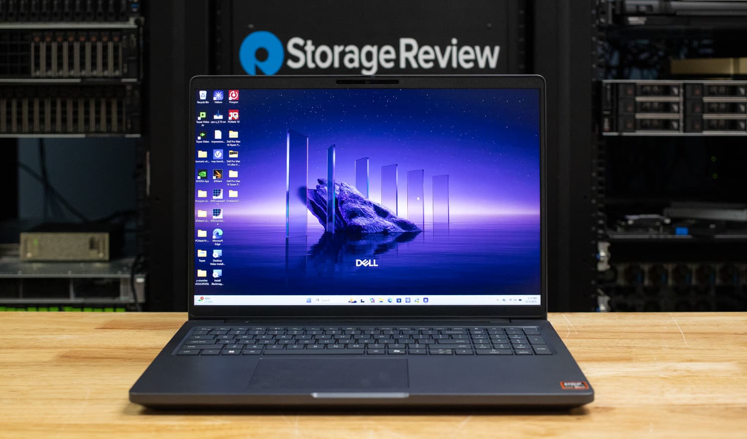 Dell Pro Max 16 Review: Ryzen AI 9 HX 370 and RTX PRO 1000 in a Value Workstation