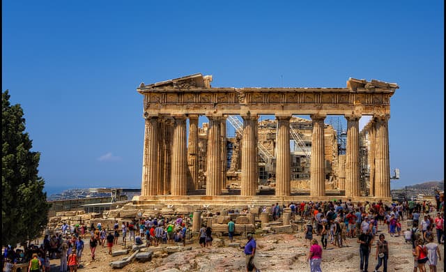 United: Newark – Athens, Greece. $354 (Basic Economy) / $554 (Regular Economy). Roundtrip, including all Taxes