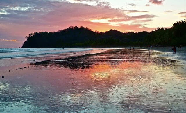 jetBlue: Philadelphia – Liberia, Costa Rica. $273 (Basic Economy) / $399 (Regular Economy). Roundtrip, including all Taxes