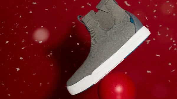 Vessi Black Friday Sale — Up to 55% Off Everything + $25 Gift Certificate Bonus